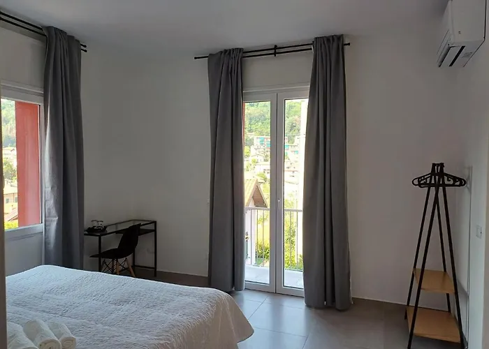 Nar Couette-café 3*